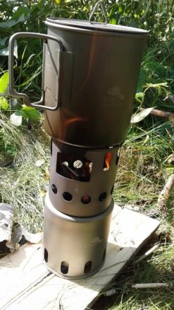 Toaks Titanium Backpacking Wood Burning Stove (small) -Firesettle Camp Shop 20170910 131645