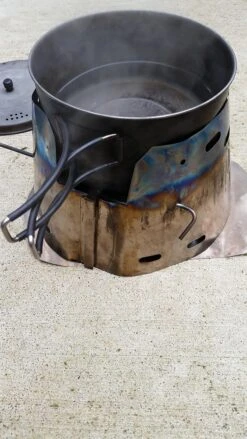 Trail Designs Sidewinder Ti-Tri -Firesettle Camp Shop AlcoholSetup2