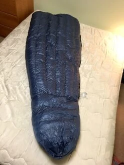 Zpacks Classic 20° 900 Fill Power Down -Firesettle Camp Shop bag2